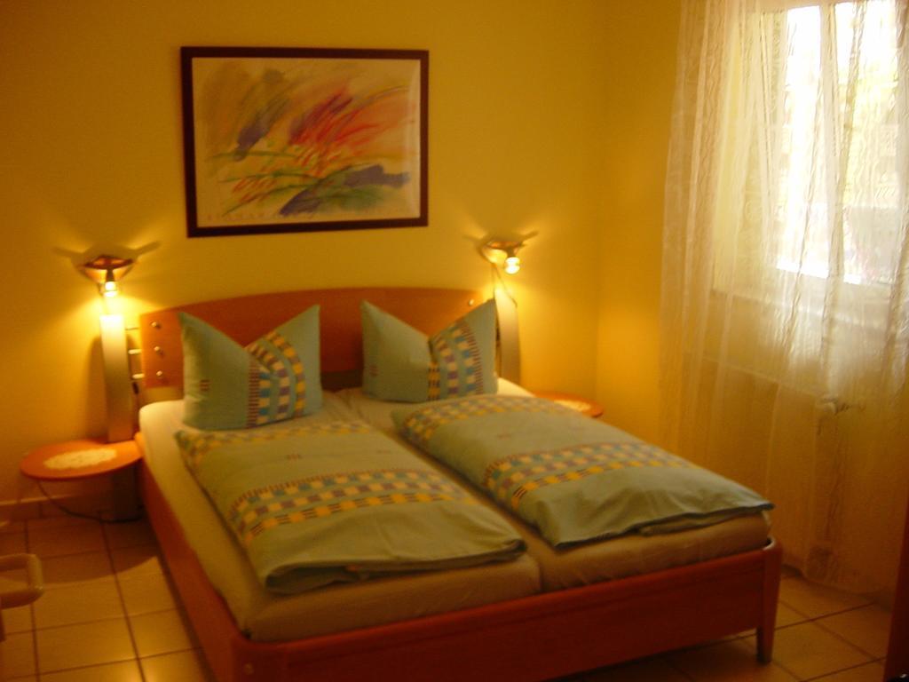 Am Weinberg Apartamento Bernkastel-Kues Quarto foto